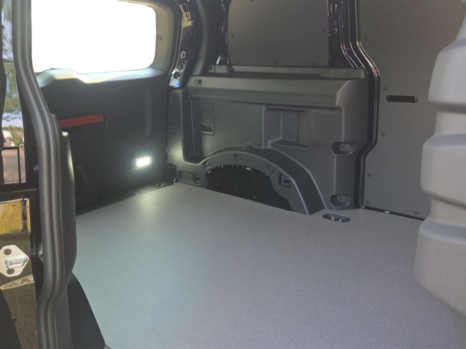 Volkswagen ID. Buzz Cargo – Bild 7