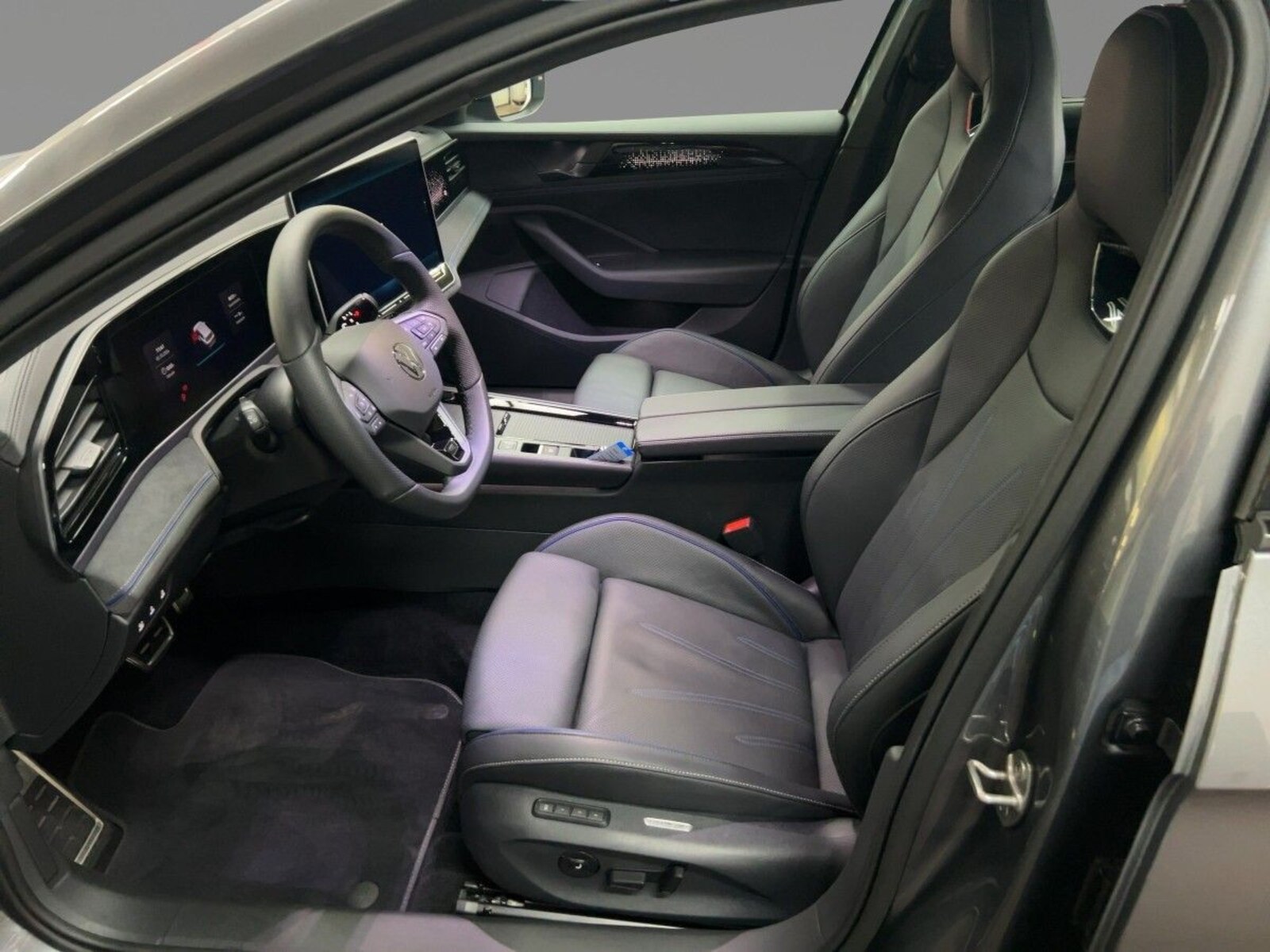 Volkswagen Passat – Bild 8