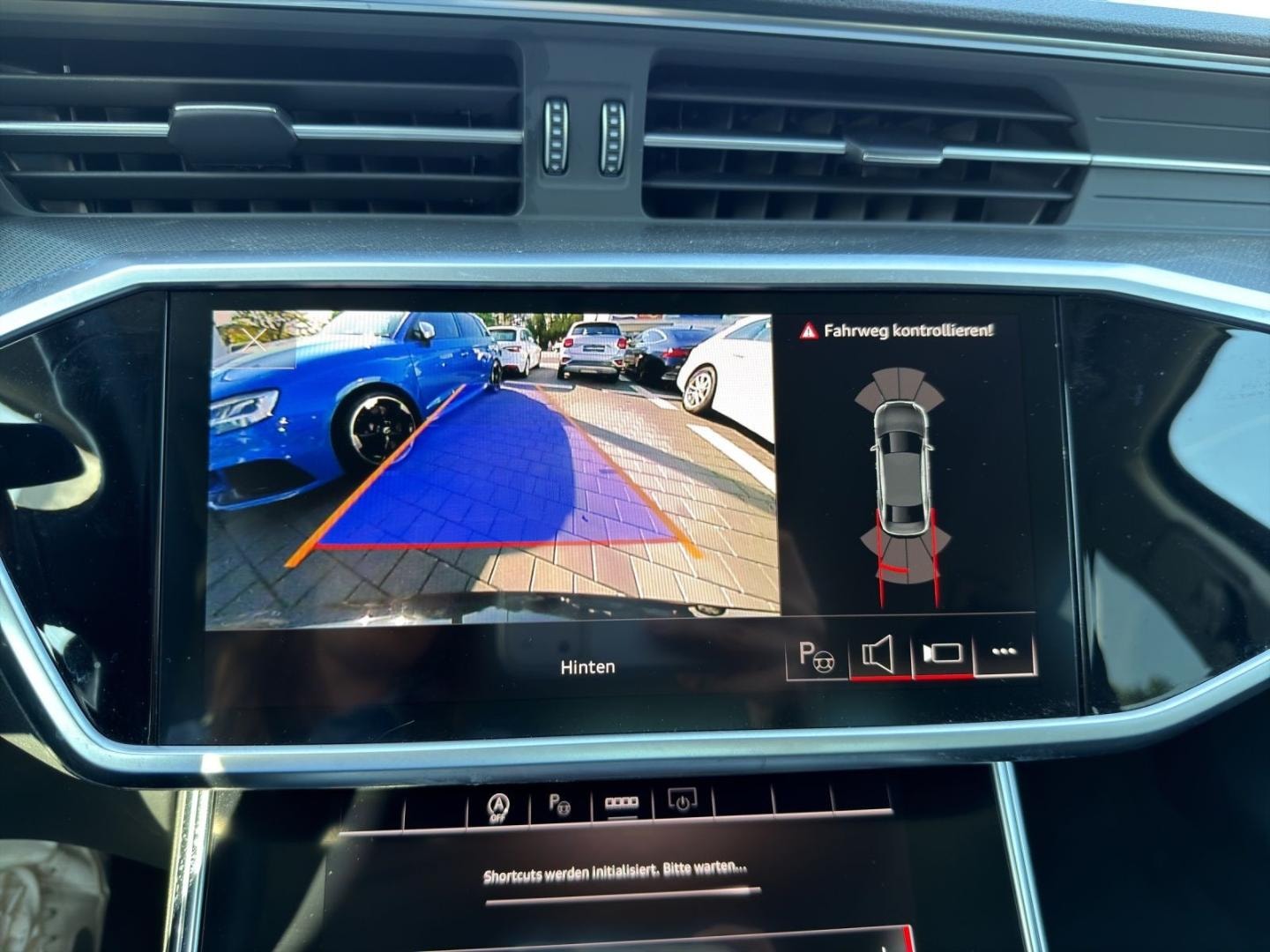 Bild über Audi A6 sport 45 TFSI S tronic - für weitere Informationen kontaktieren Sie den Audi Partner