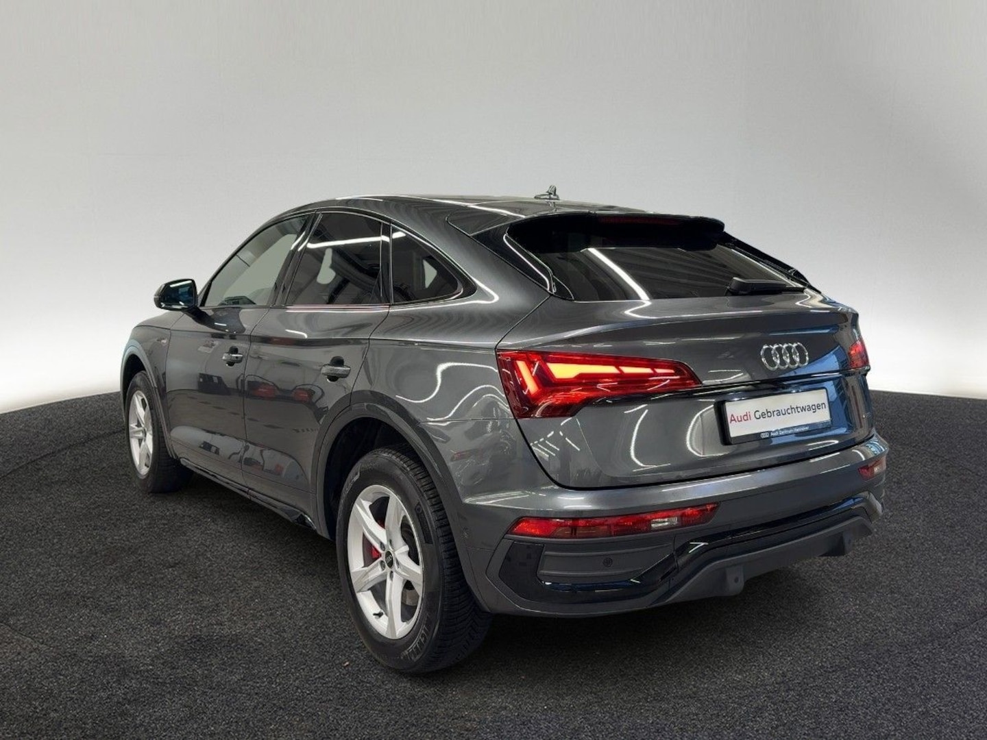 Bild über Audi Q5 Sportback 40 TDI quattro S tronic - für weitere Informationen kontaktieren Sie den Audi Partner