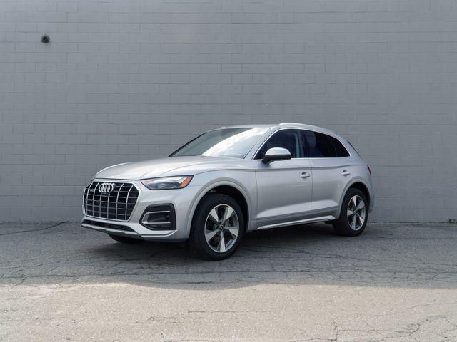 2023 Audi Q5 40 Premium Plus's photo
