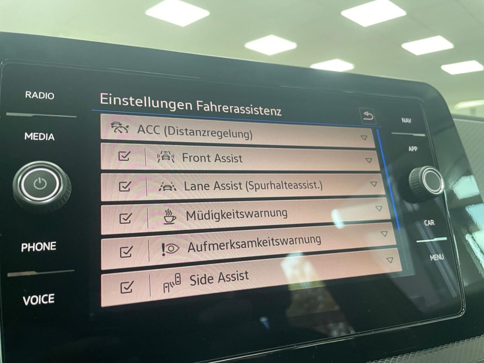 Volkswagen T-Cross – Bild 17