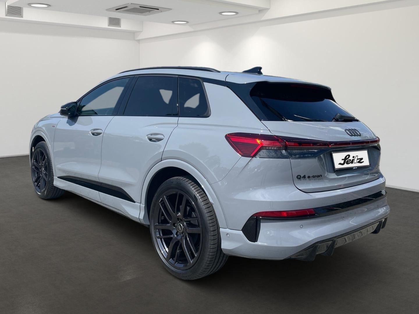 Bild über Audi Q4 SUV e-tron e-tron quattro 220 kW - für weitere Informationen kontaktieren Sie den Audi Partner