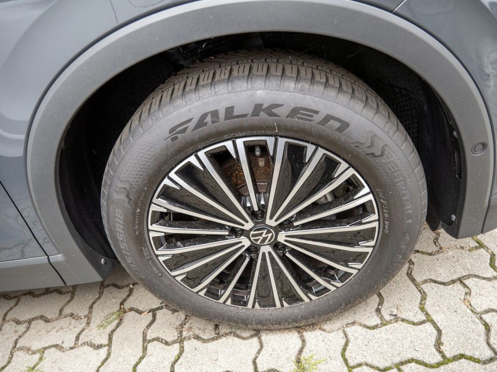 Volkswagen Tiguan – Bild 9