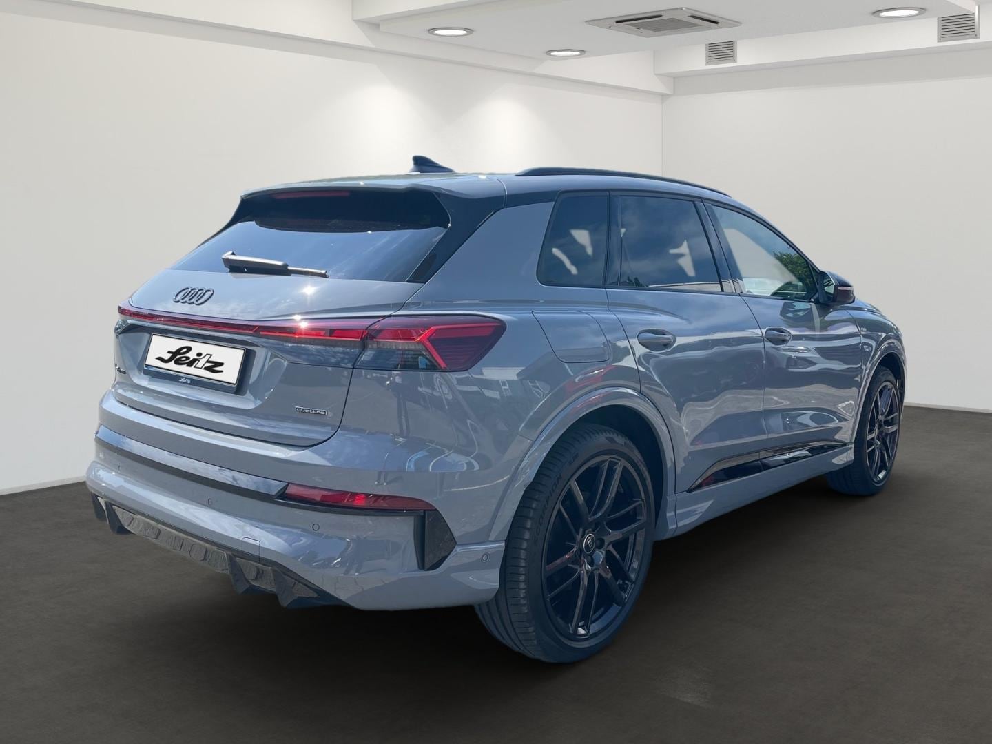 Bild über Audi Q4 SUV e-tron e-tron quattro 220 kW - für weitere Informationen kontaktieren Sie den Audi Partner
