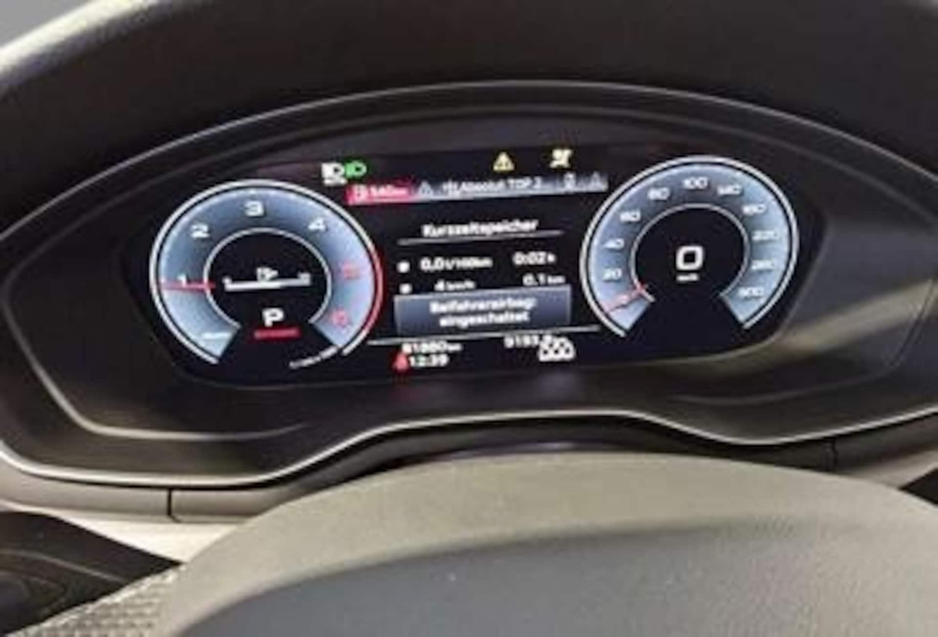 Audi A4 Avant S line