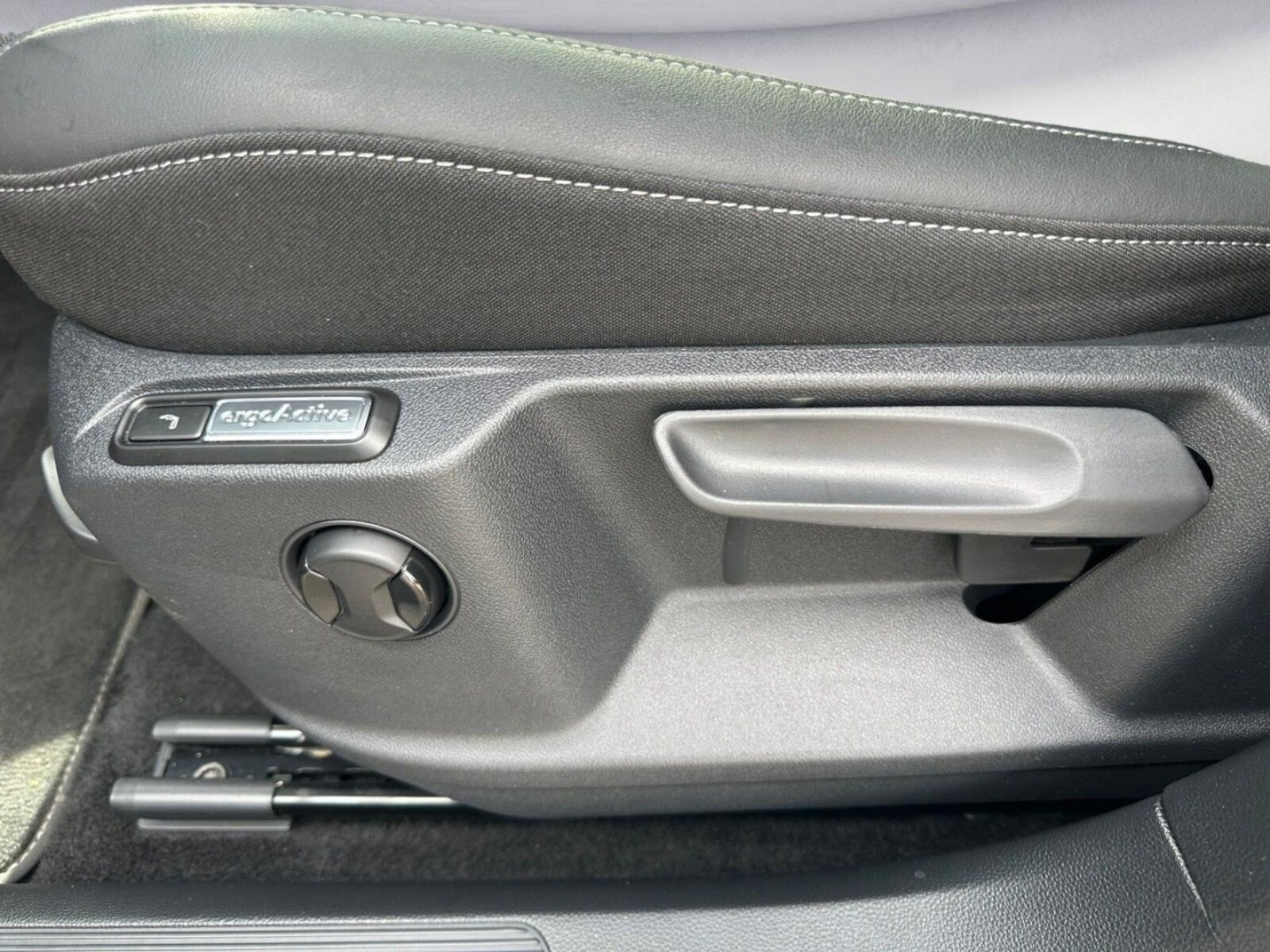 Volkswagen T-Roc – Bild 21