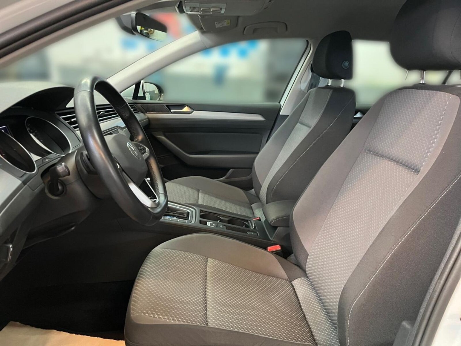 Volkswagen Passat Variant – Bild 8