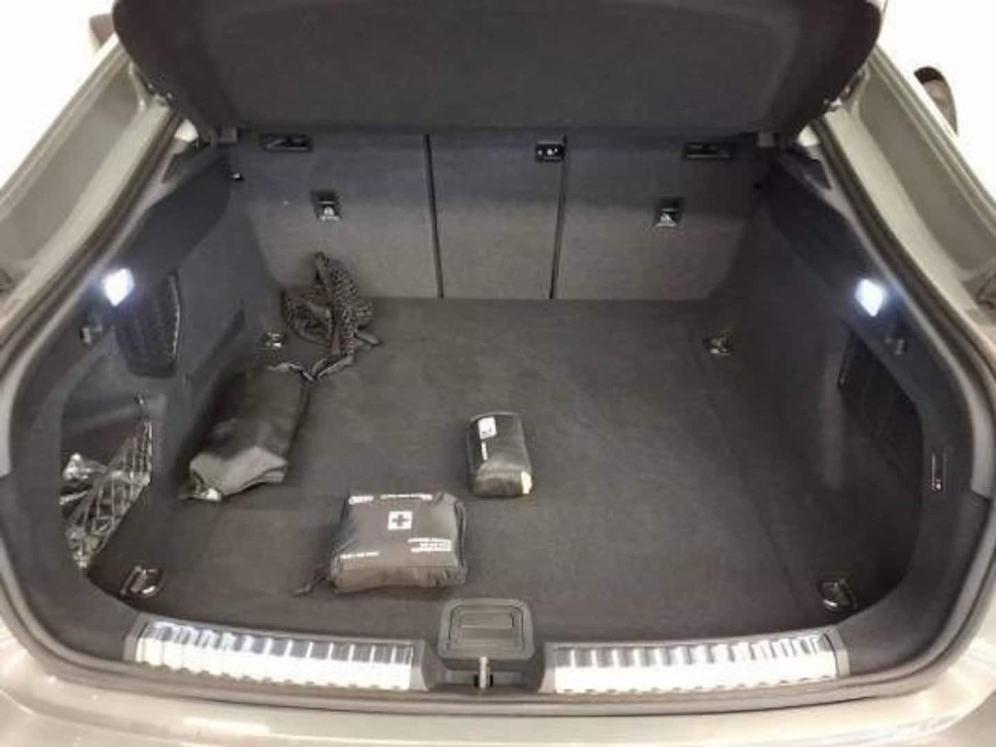 Bild über Audi A5 Limousine TFSI S tronic - für weitere Informationen kontaktieren Sie den Audi Partner