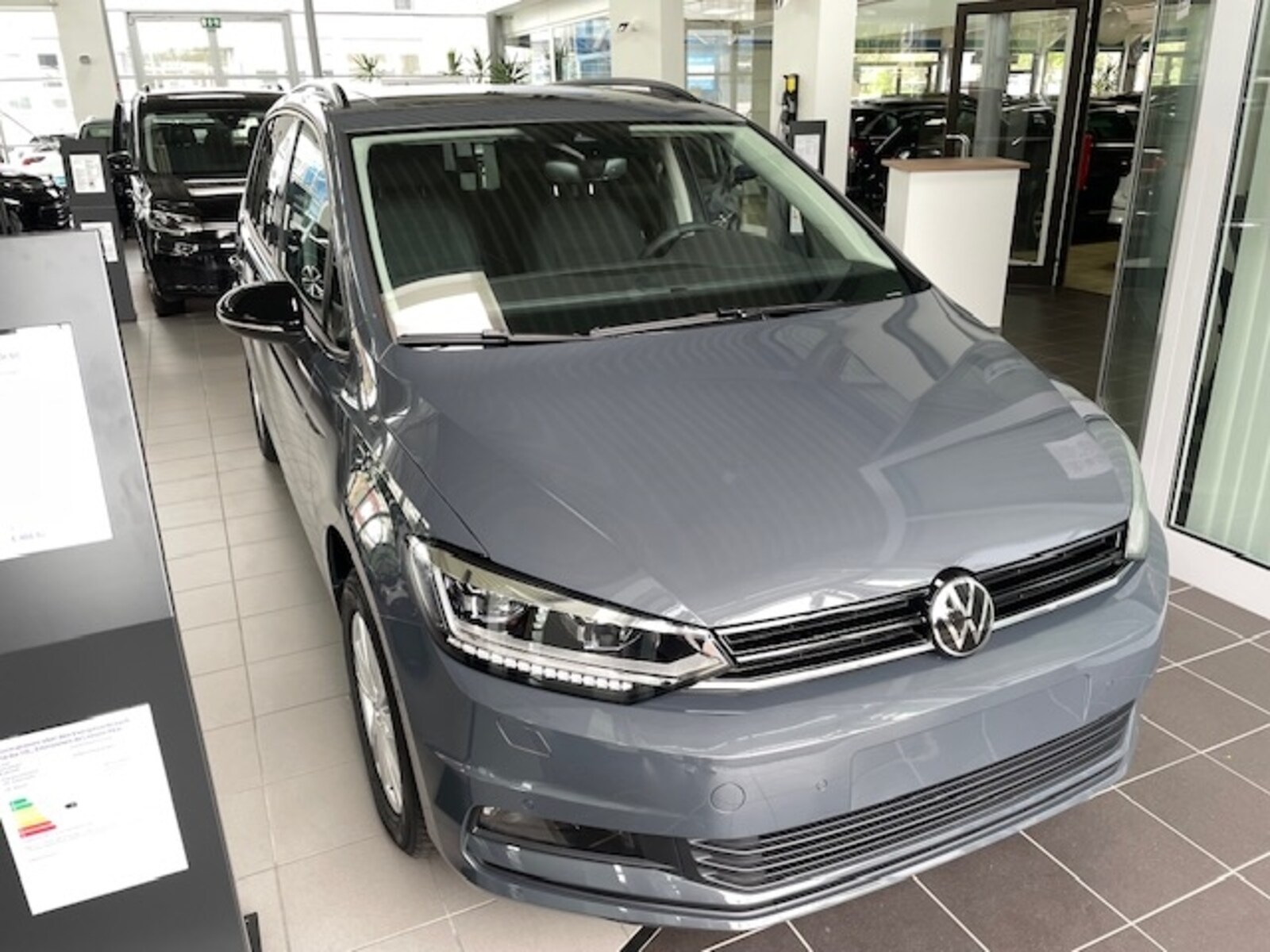 Volkswagen Touran – Bild 2