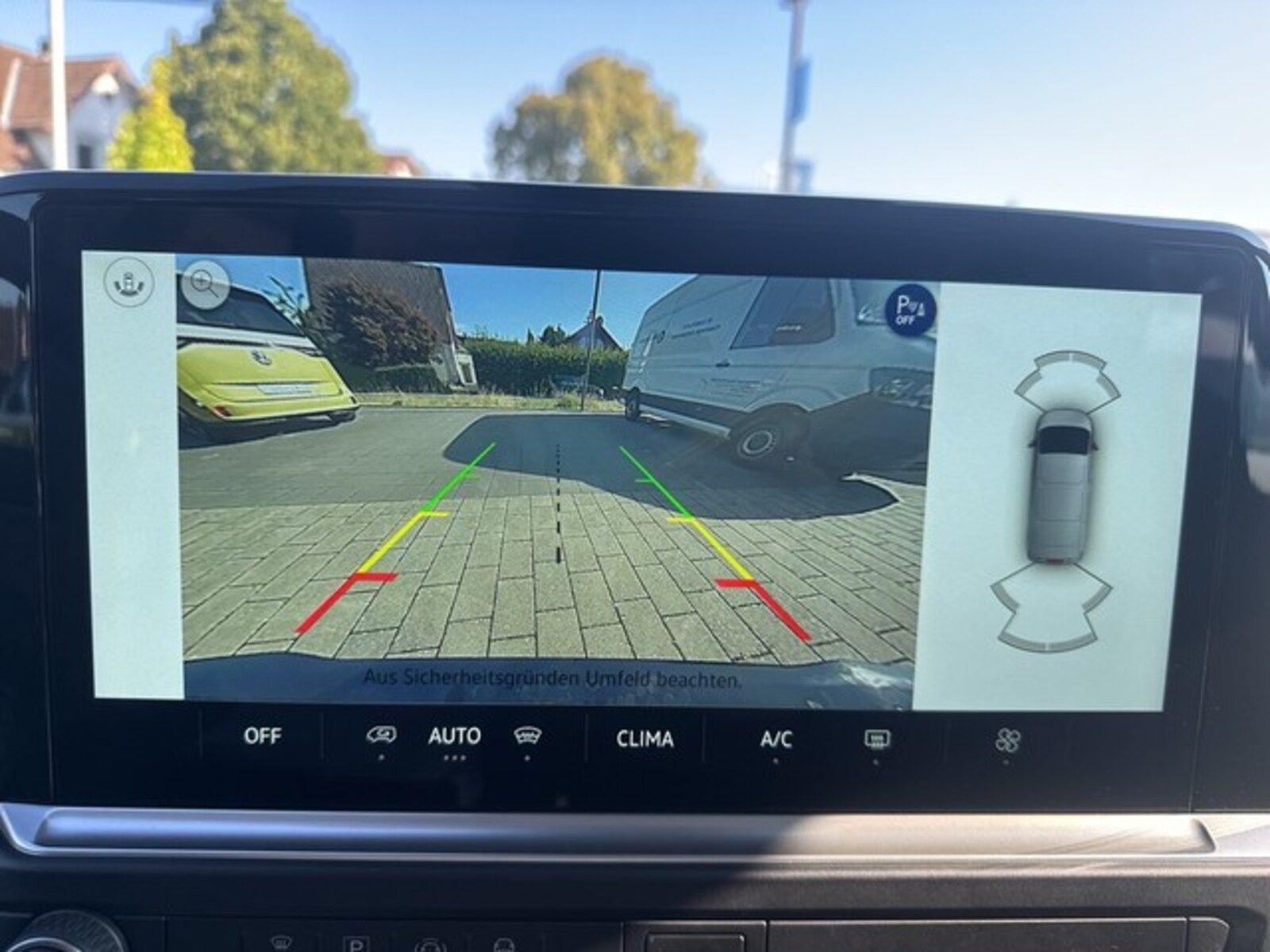 Volkswagen Caravelle – Bild 12