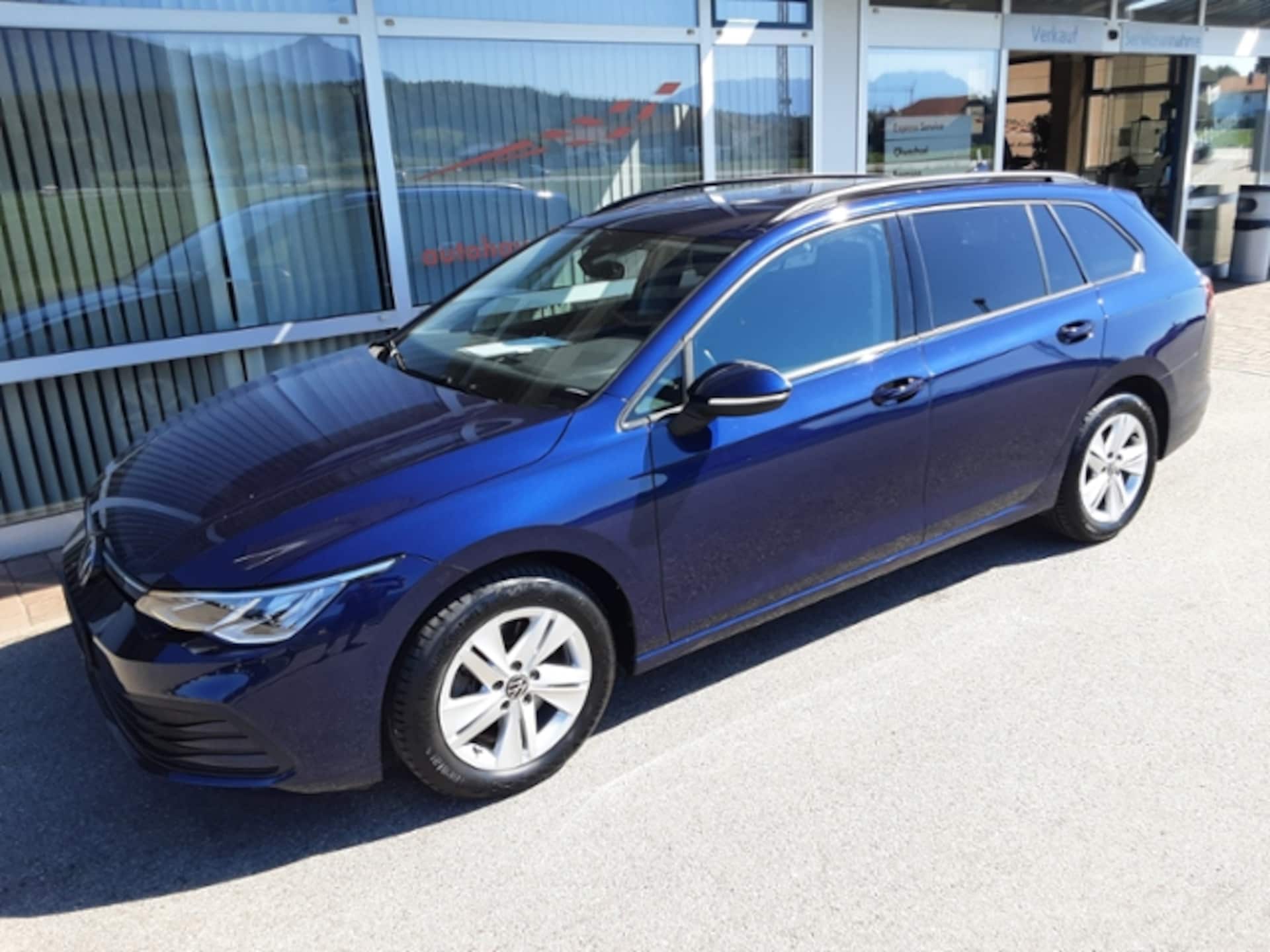 Volkswagen Golf Variant Life
