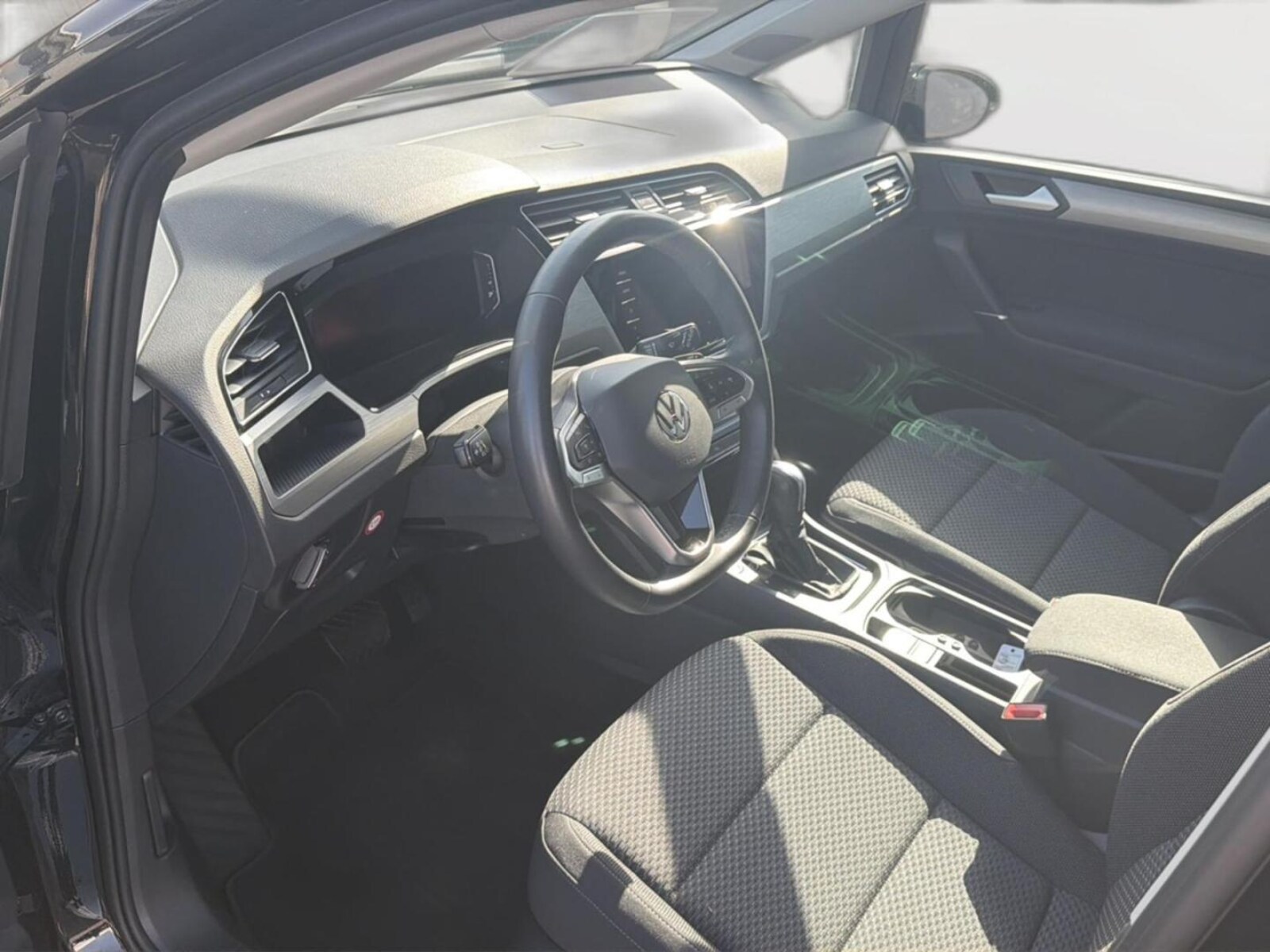 Volkswagen Touran – Bild 7