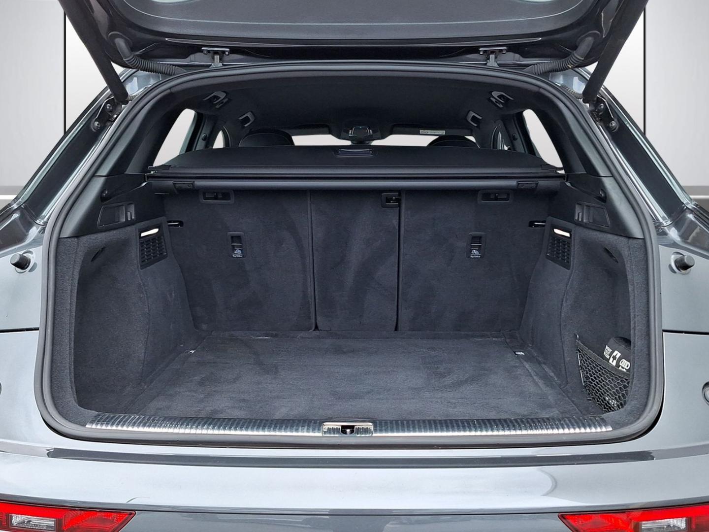 Bild über Audi Q5 Sport 2.0 TFSI quattro 185 kW (252 PS) S tronic - for more details contact your dealer