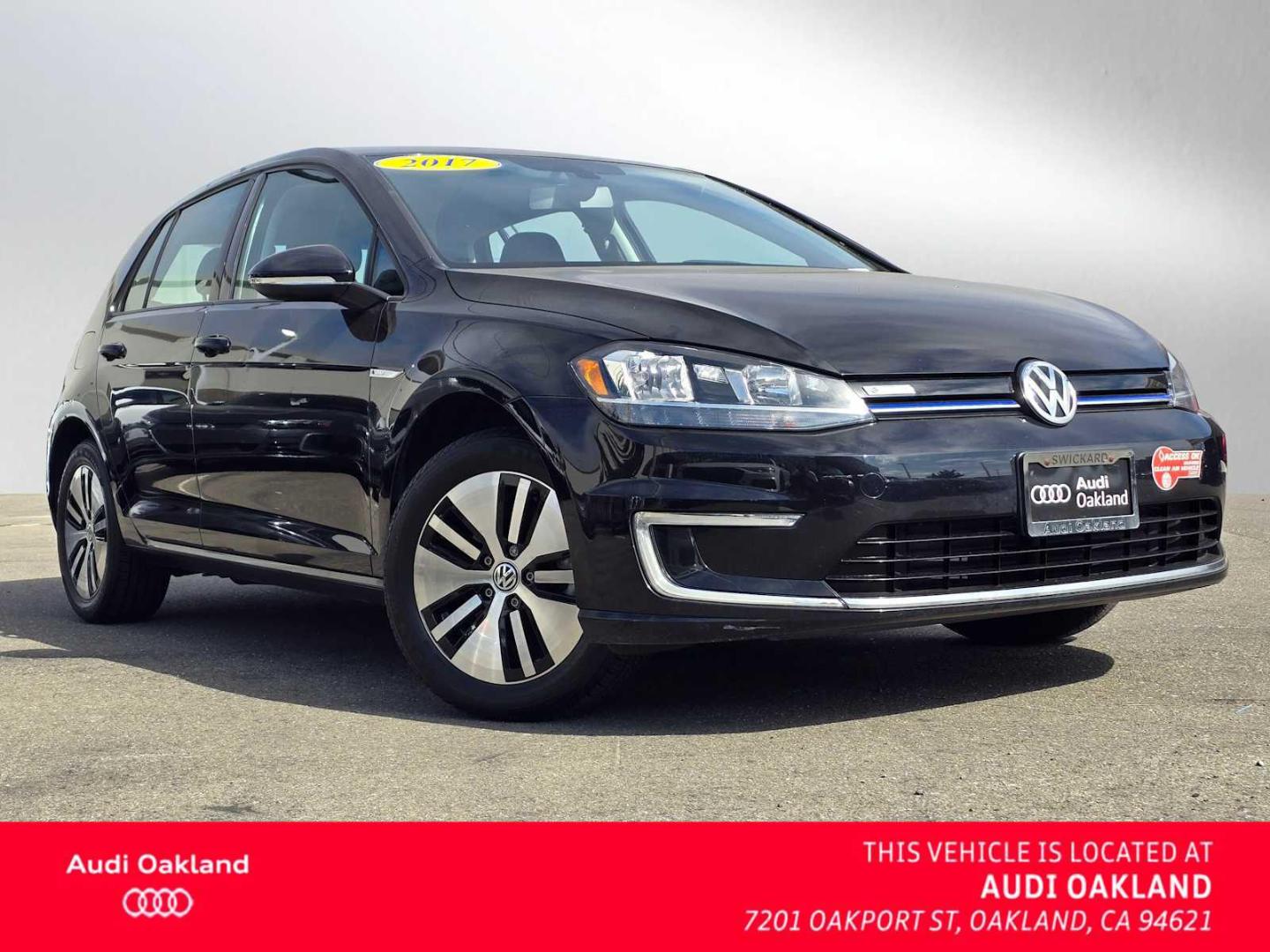 2017 Volkswagen e-Golf e-Golf SE's photo