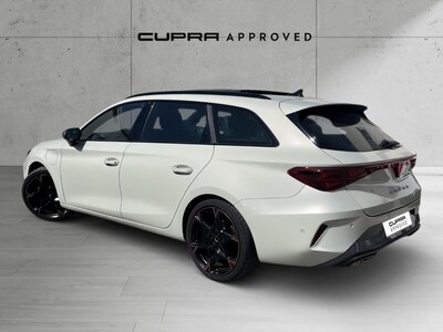 CUPRA Leon Sportstourer 1.5 TSI e-Hybrid DSG 150 kW (204 CV) — photo 2