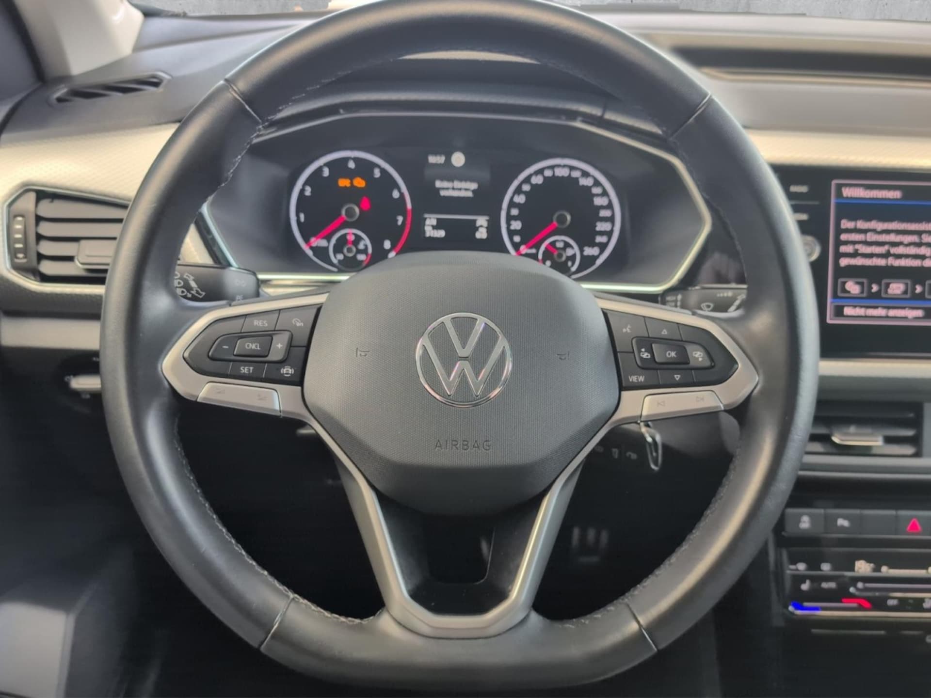 Volkswagen T-Cross Life