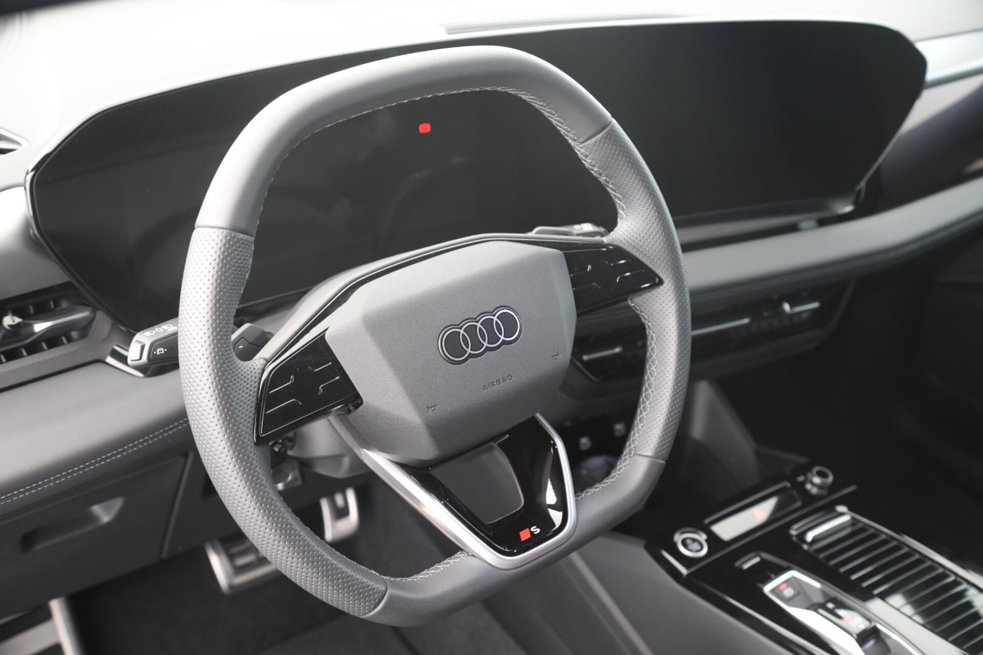 Audi Q6 SUV e-tron
