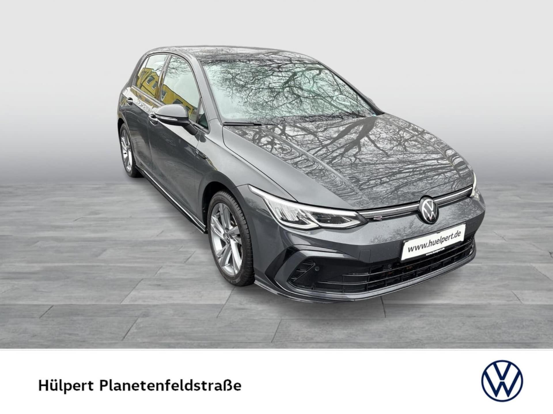 Volkswagen Golf R-Line