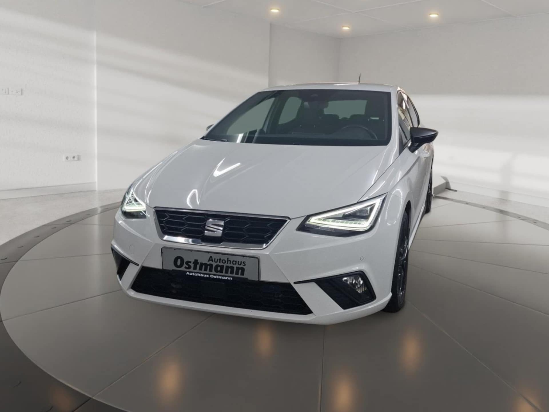 Seat Ibiza — SEAT Ibiza 1 5 TSI SHZ RFK Navi