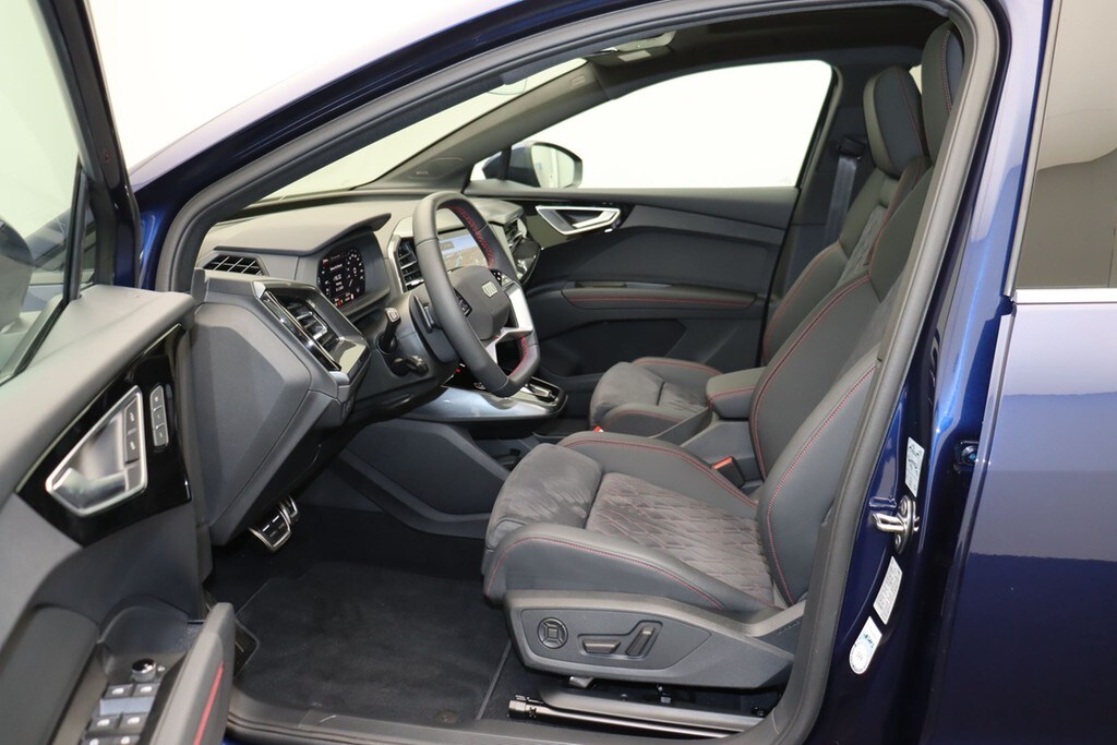 Image about Audi Q4 e-tron 55 e-tron quattro