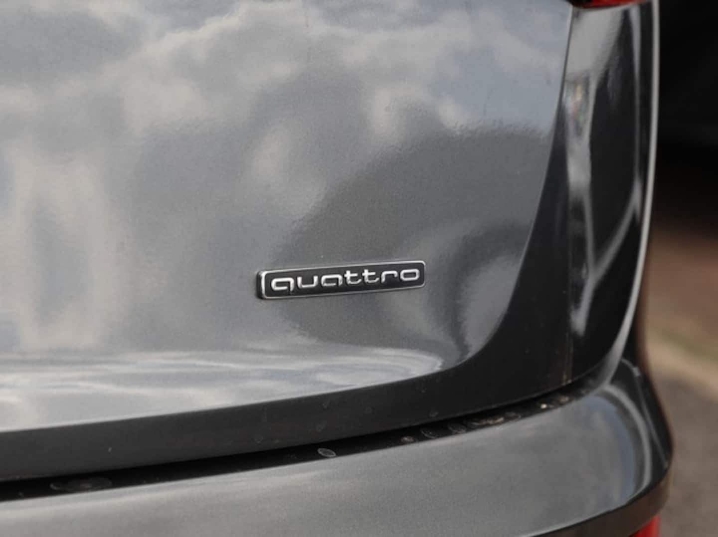 Bild über Audi Q5 Sportback 40 TFSI quattro S tronic - für weitere Informationen kontaktieren Sie den Audi Partner