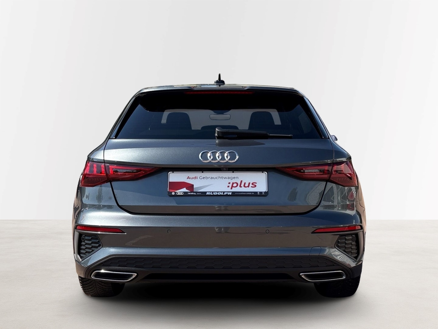 Bild über Audi A3 Sportback S line 35 TFSI S tronic - für weitere Informationen kontaktieren Sie den Audi Partner