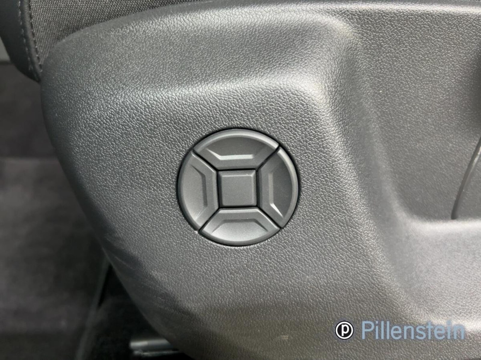 Volkswagen Tiguan – Bild 8