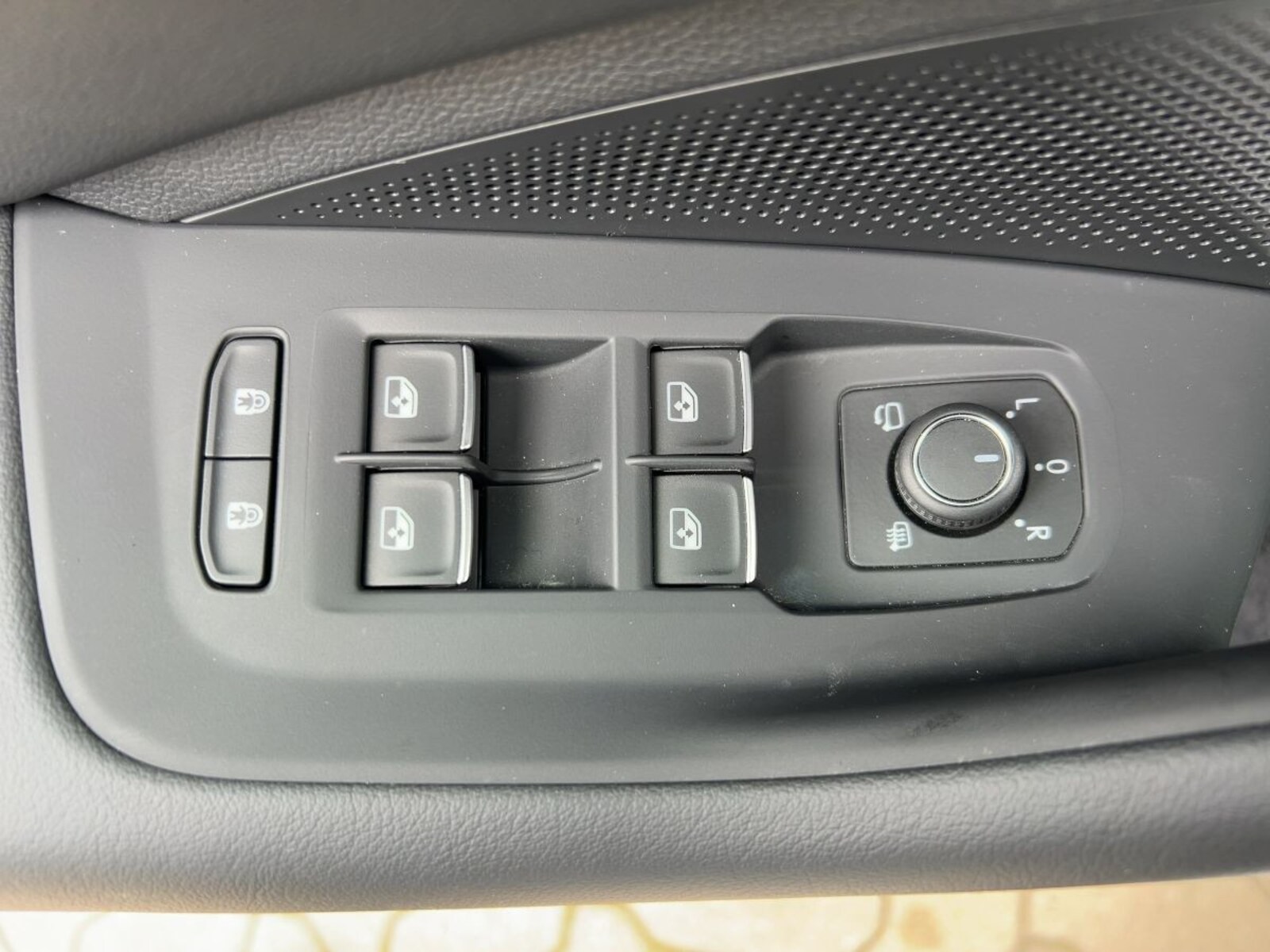 Volkswagen Passat – Bild 16