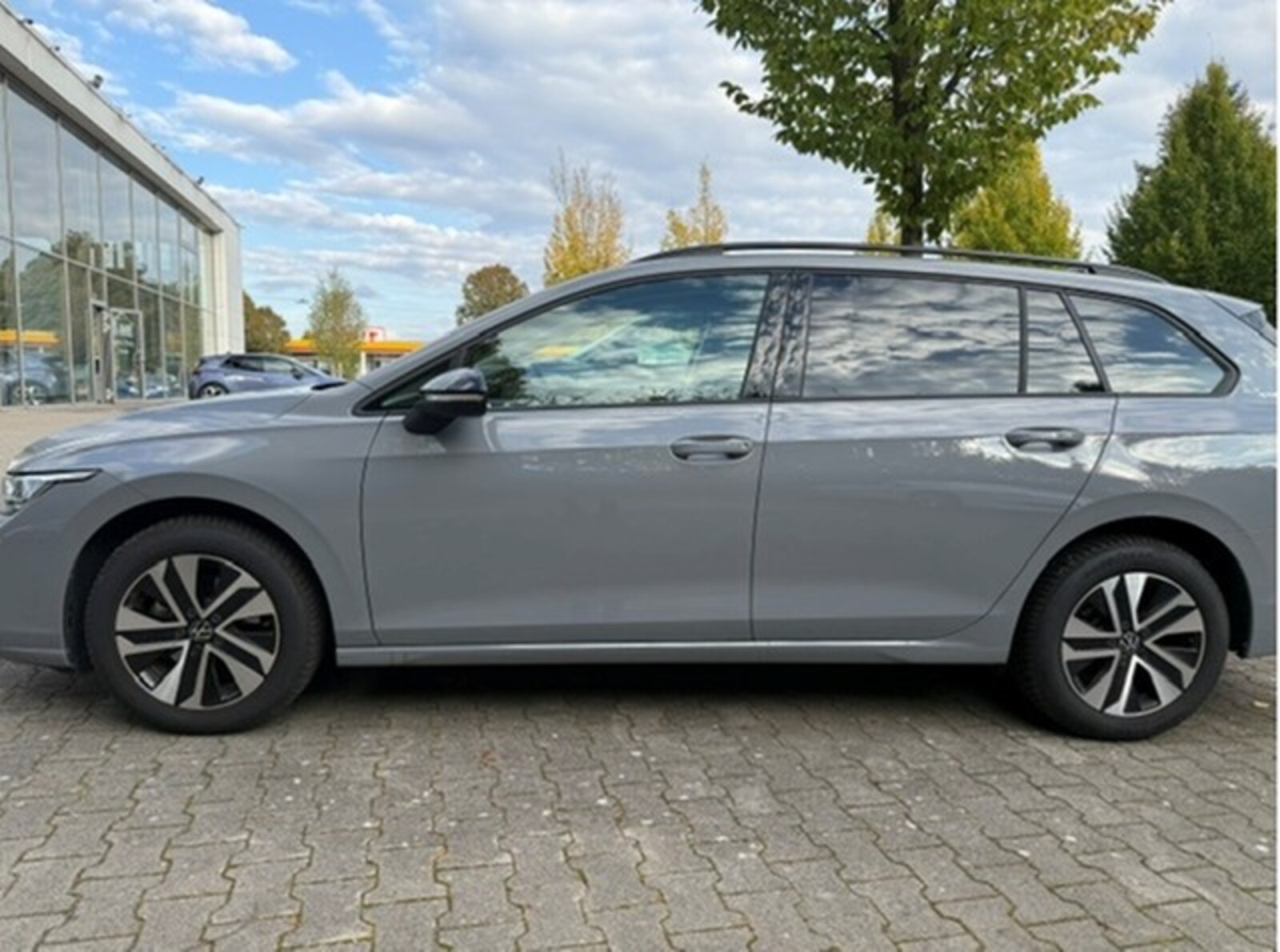 Volkswagen Golf Variant – Bild 2