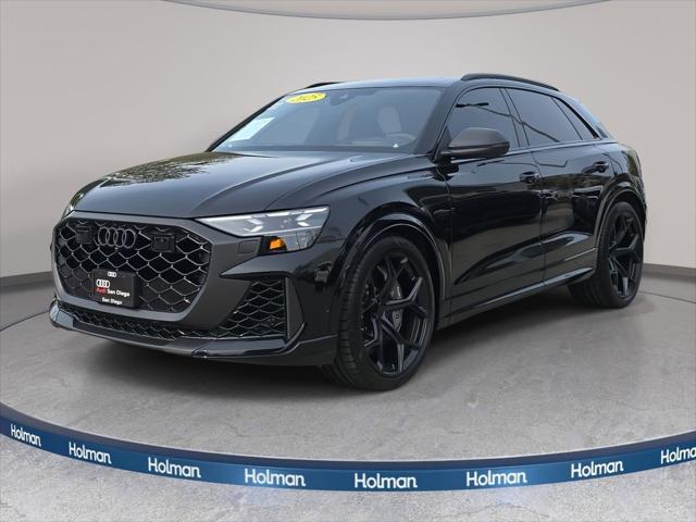 2025 Audi RS Q8 Base