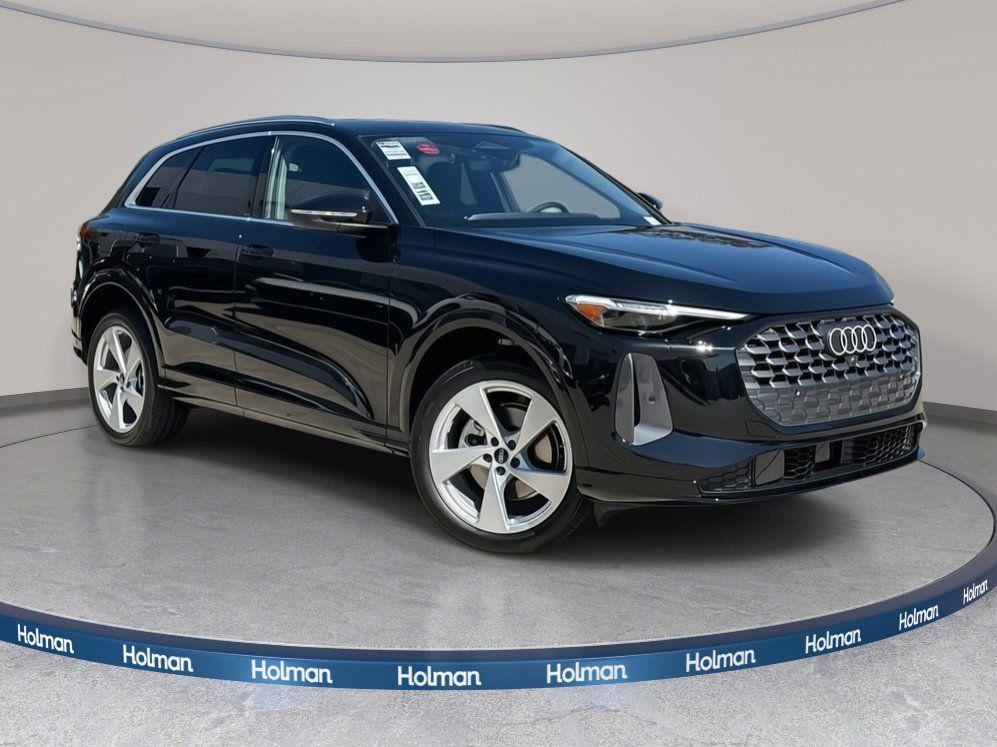 2025 Audi Q5 40 Premium Plus's photo