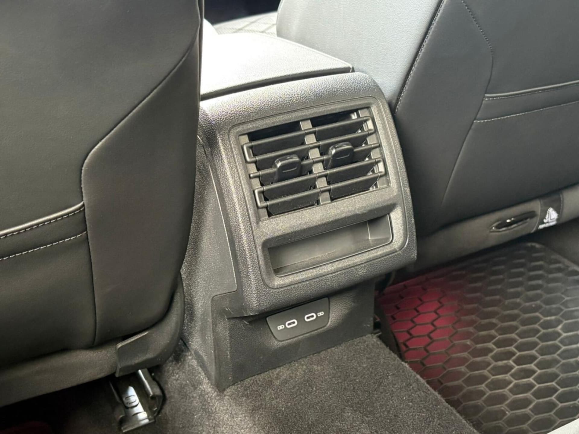 Volkswagen Golf Variant R-Line