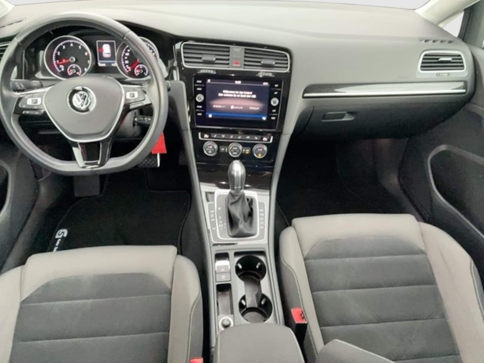 Volkswagen Golf Highline