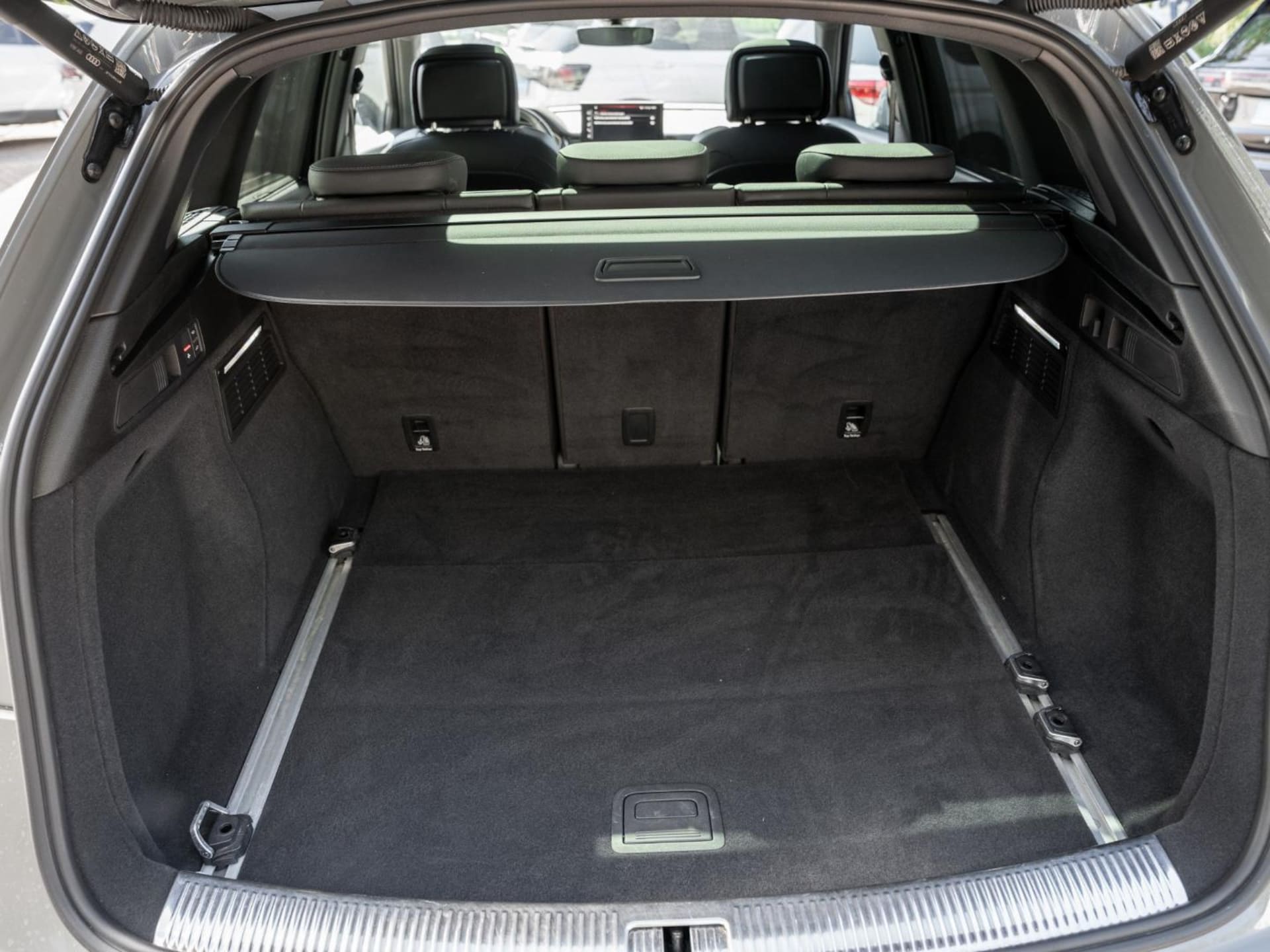 Audi SQ5 SUV