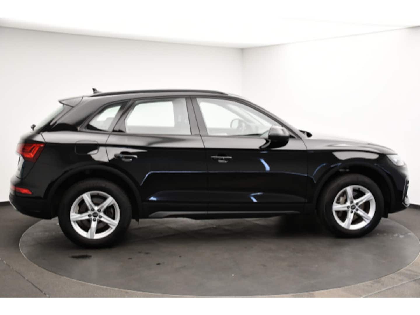Bild über Audi Q5 40 TDI quattro 150 kW S tronic - für weitere Informationen kontaktieren Sie den Audi Partner