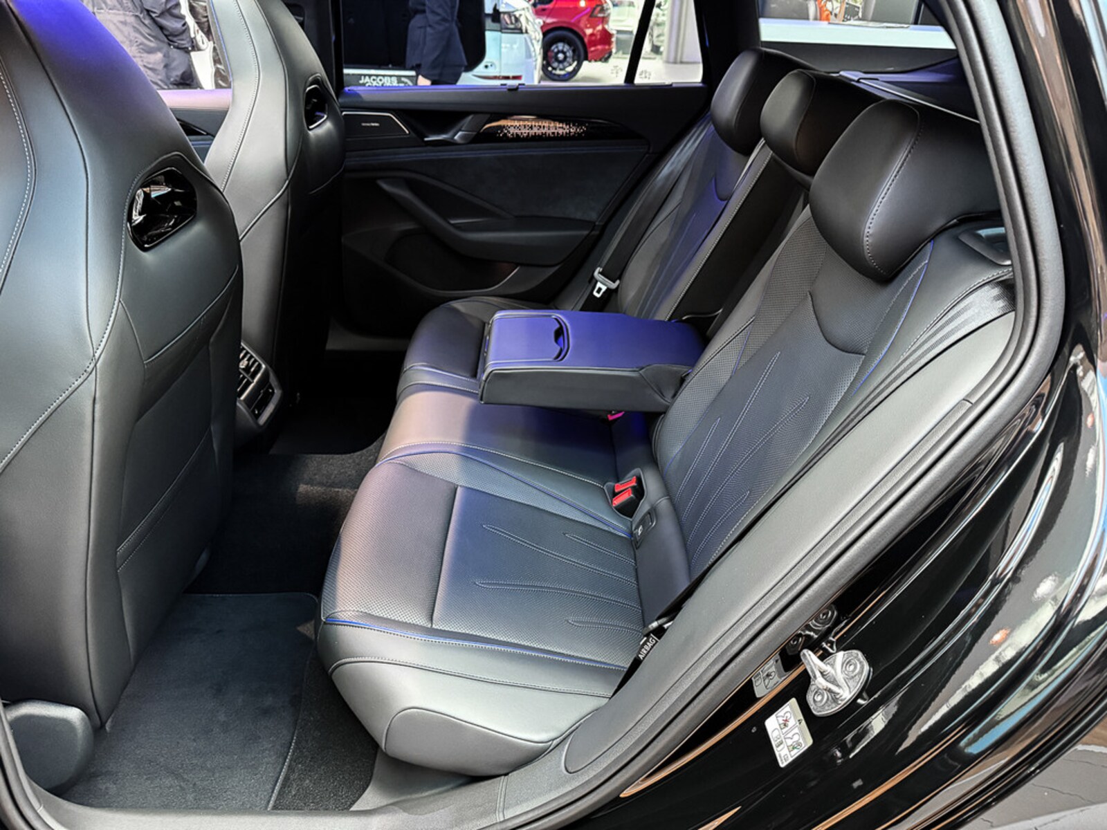 Volkswagen Passat – Bild 19