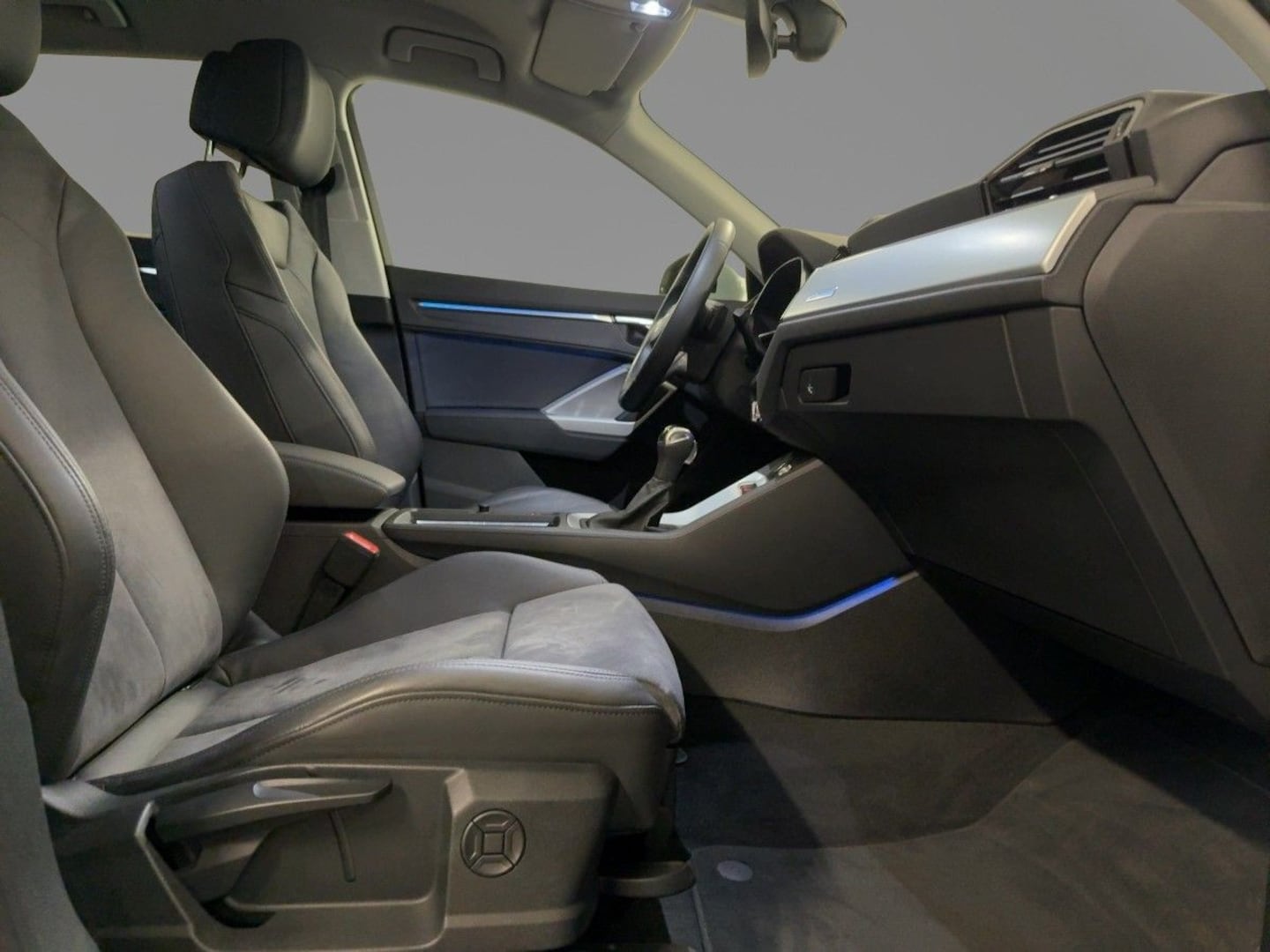 Bild über Audi Q3 TFSI e 45 TFSI e S tronic - für weitere Informationen kontaktieren Sie den Audi Partner