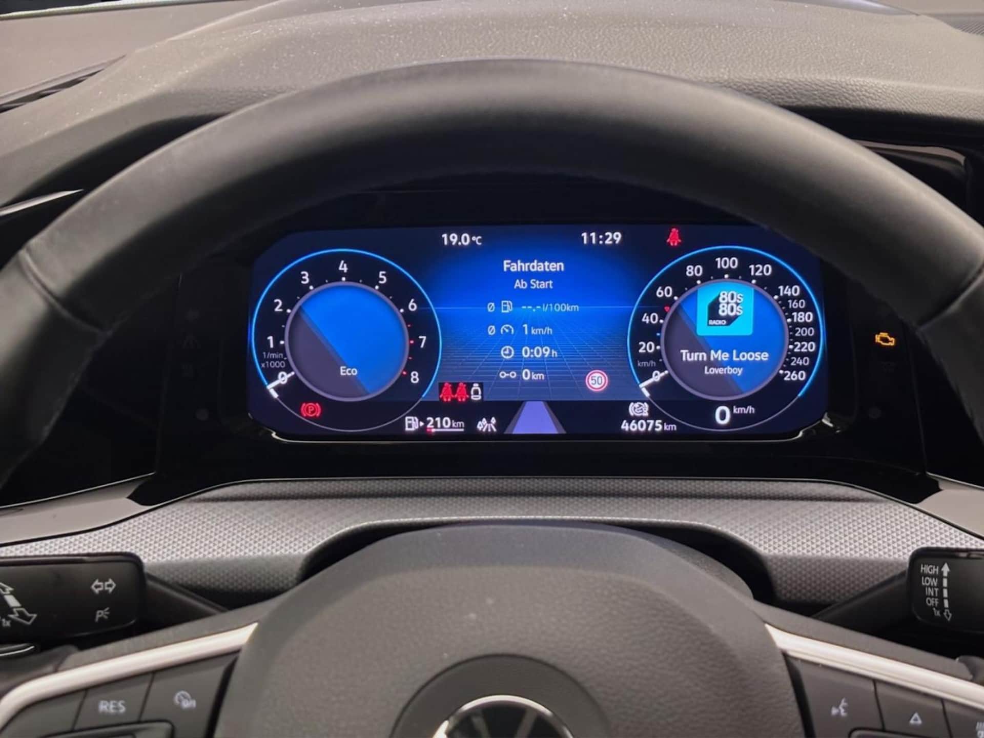 Volkswagen Golf Active