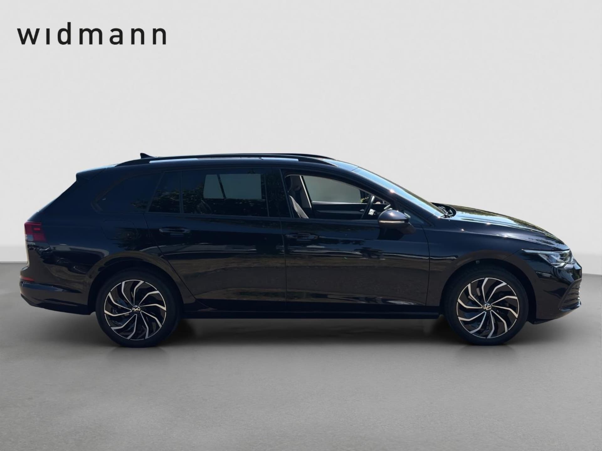 Volkswagen Golf Variant Life