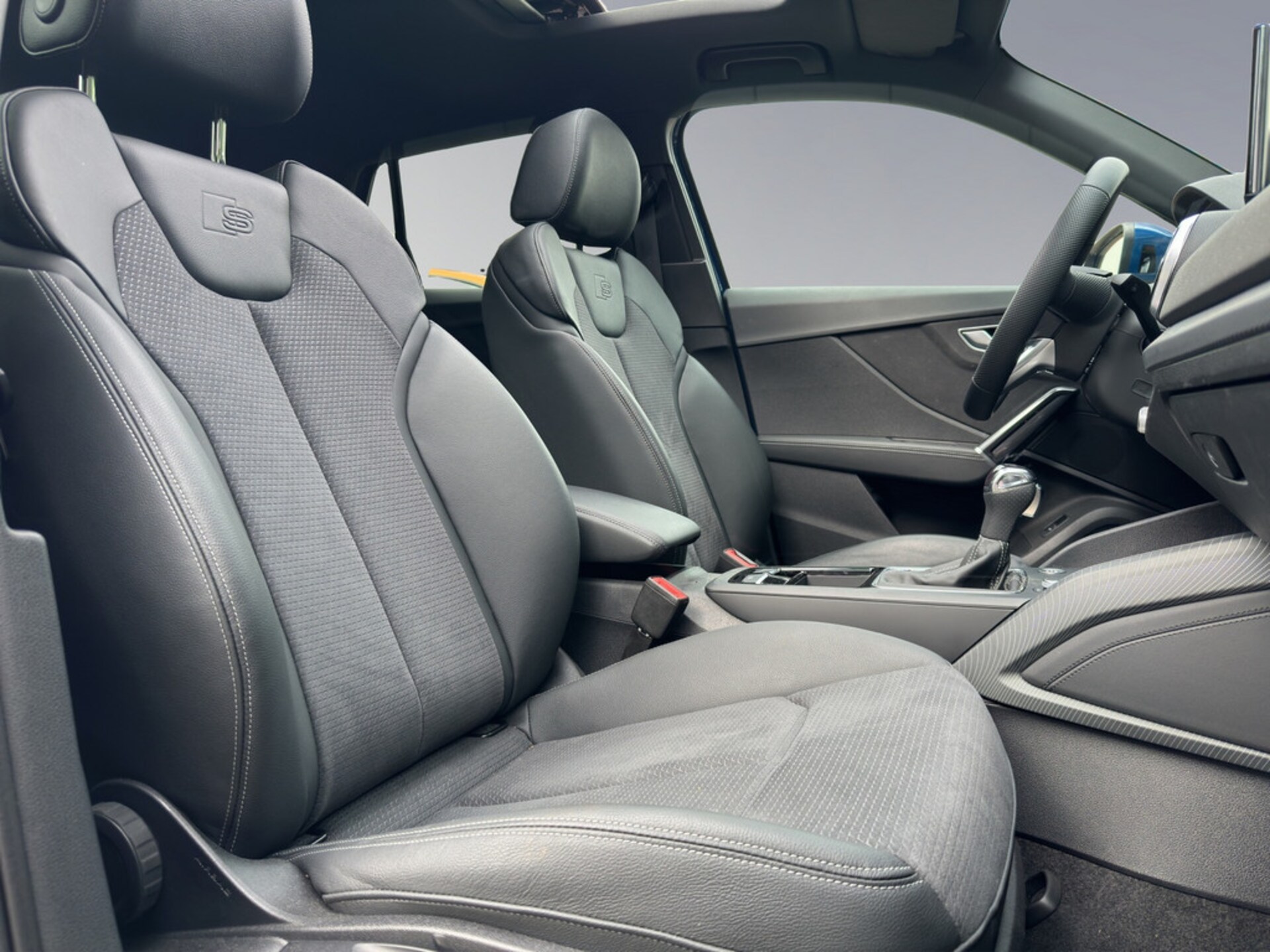 Audi Q2 S line