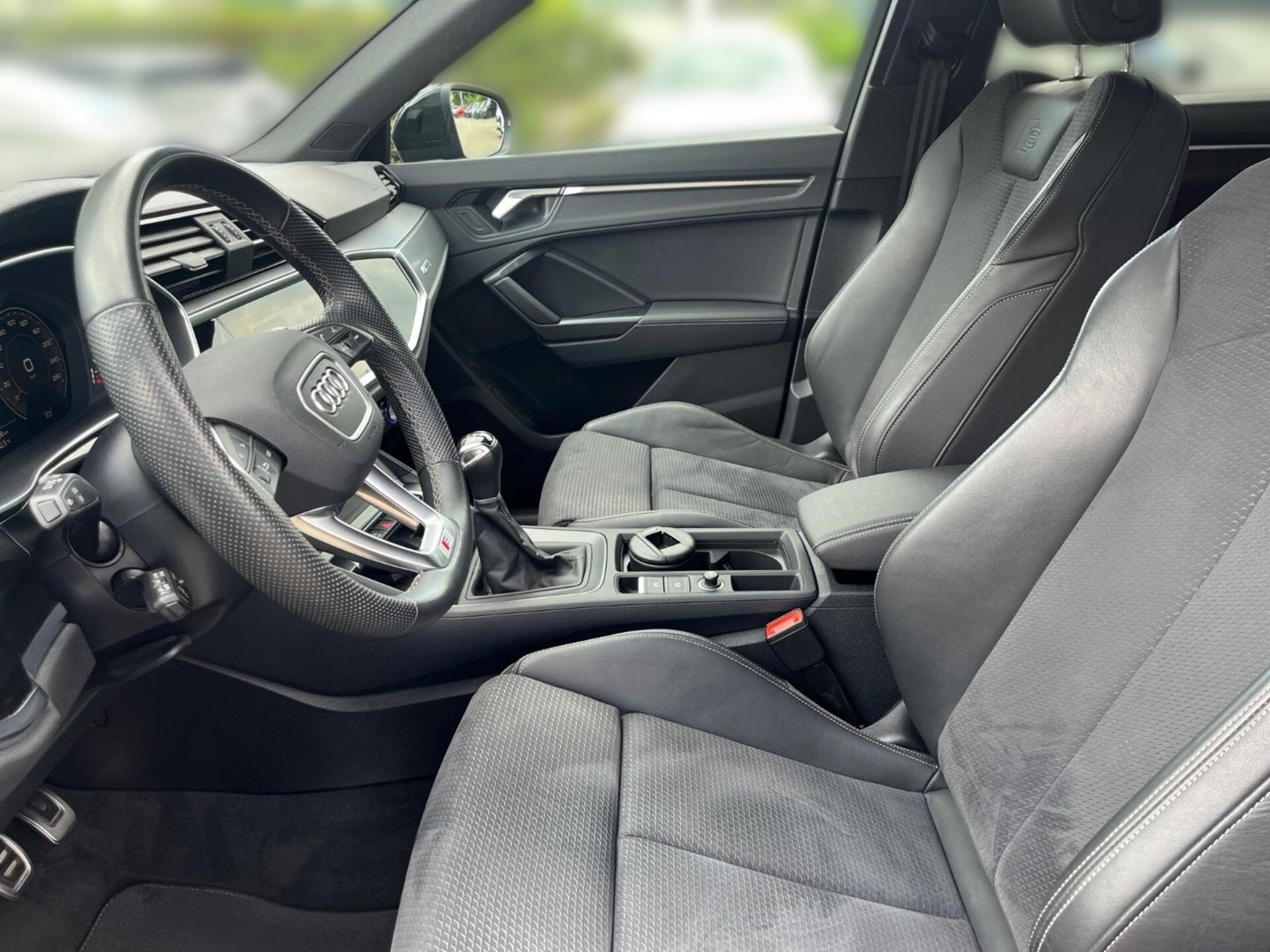 Audi Q3 SUV S line