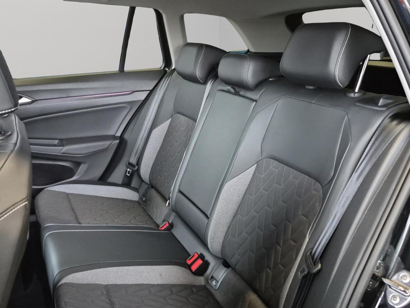 Volkswagen Golf Variant – Bild 8