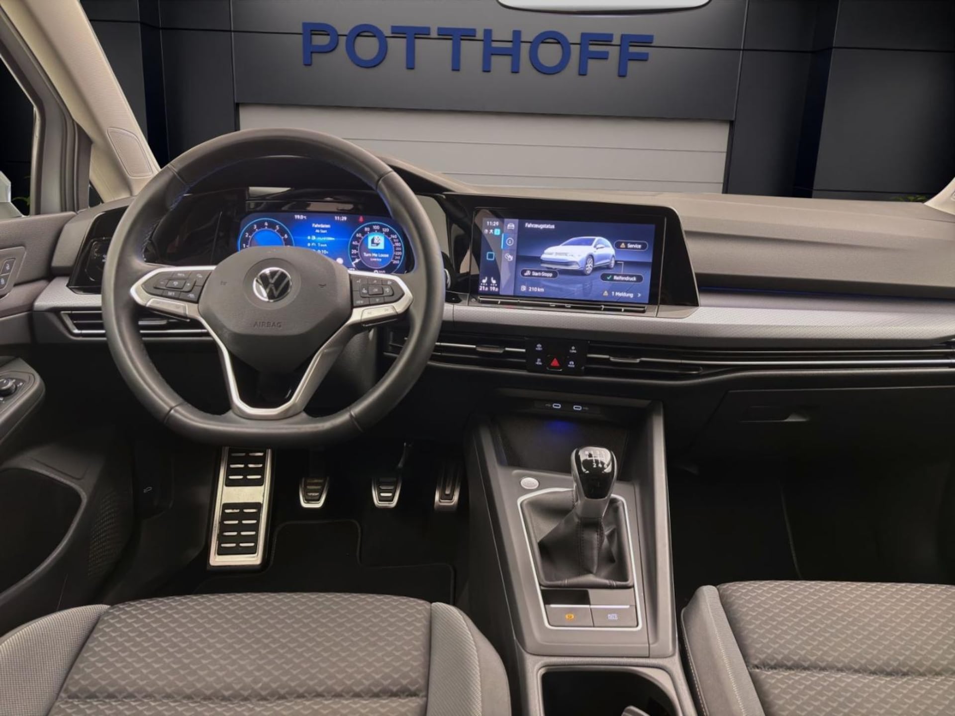 Volkswagen Golf Active