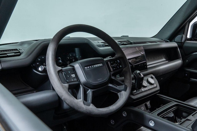 2023 Land Rover Defender