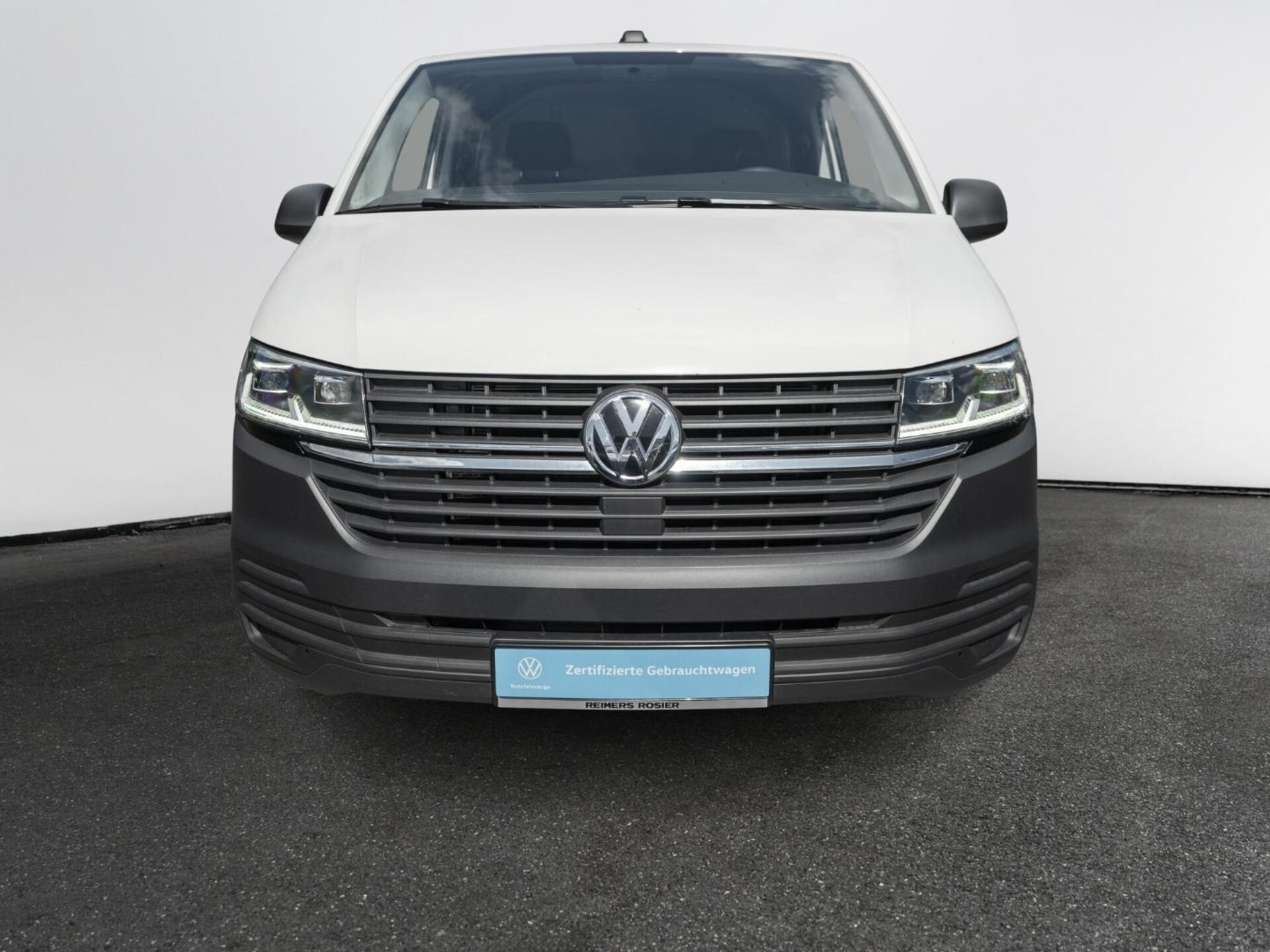 Volkswagen T6.1 Transporter Kasten langer Radstand