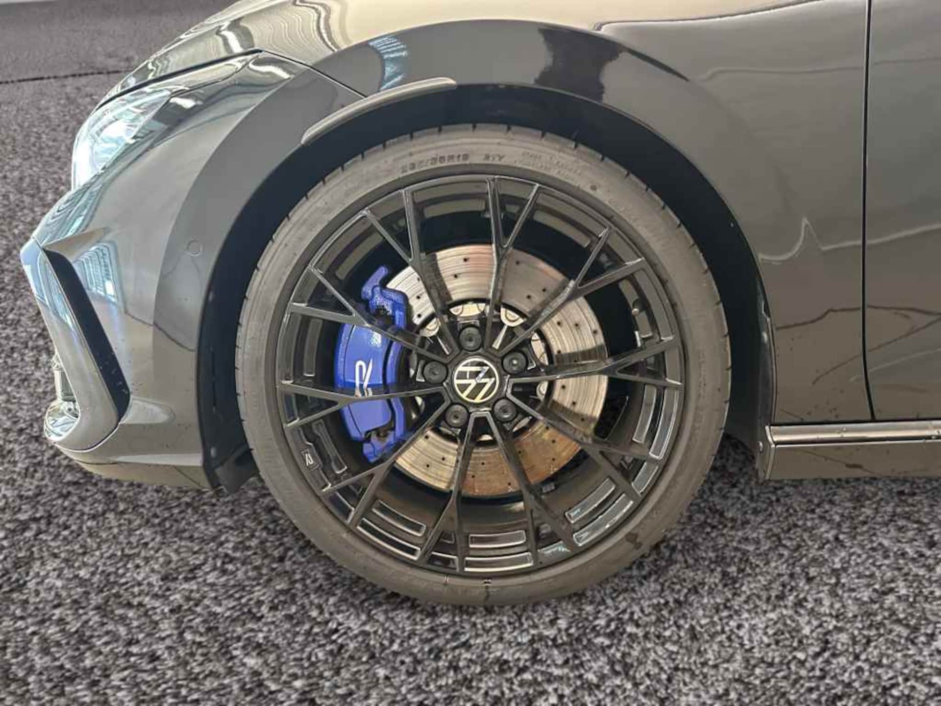 Volkswagen Golf R