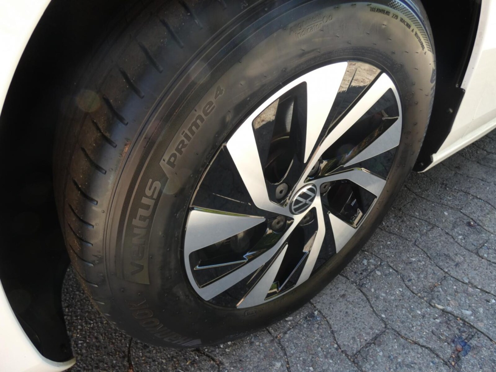 Volkswagen Passat – Bild 14