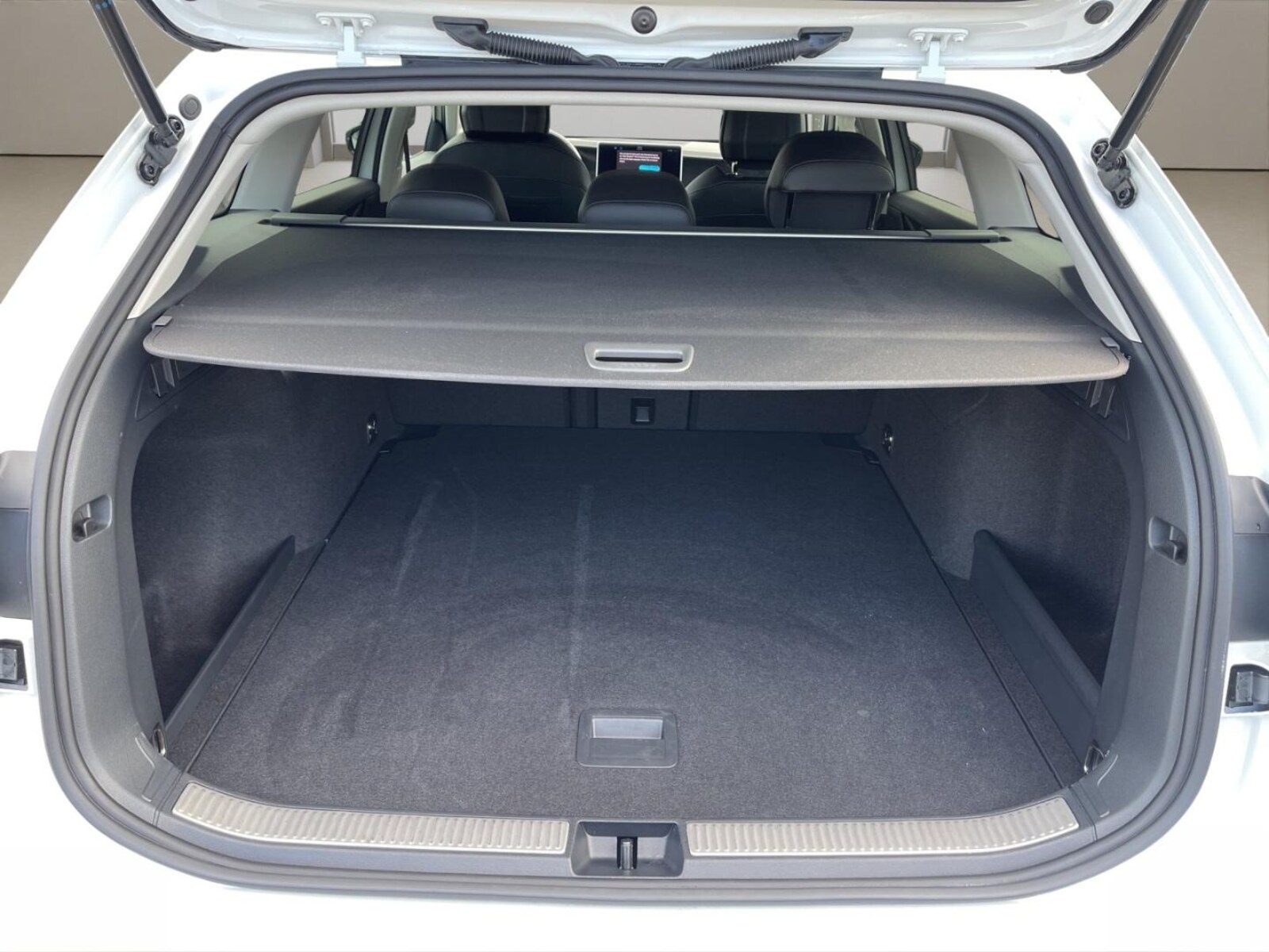 Volkswagen Passat – Bild 17