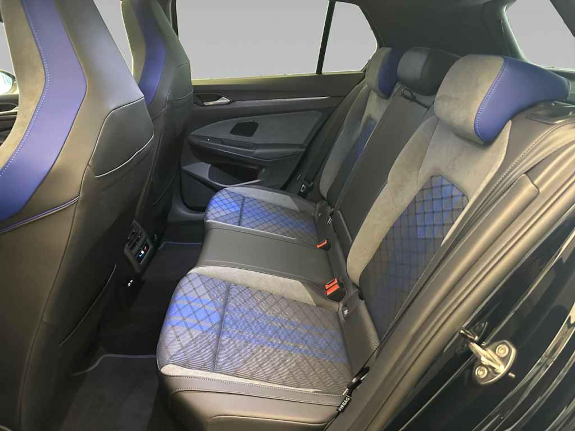 Volkswagen Golf R